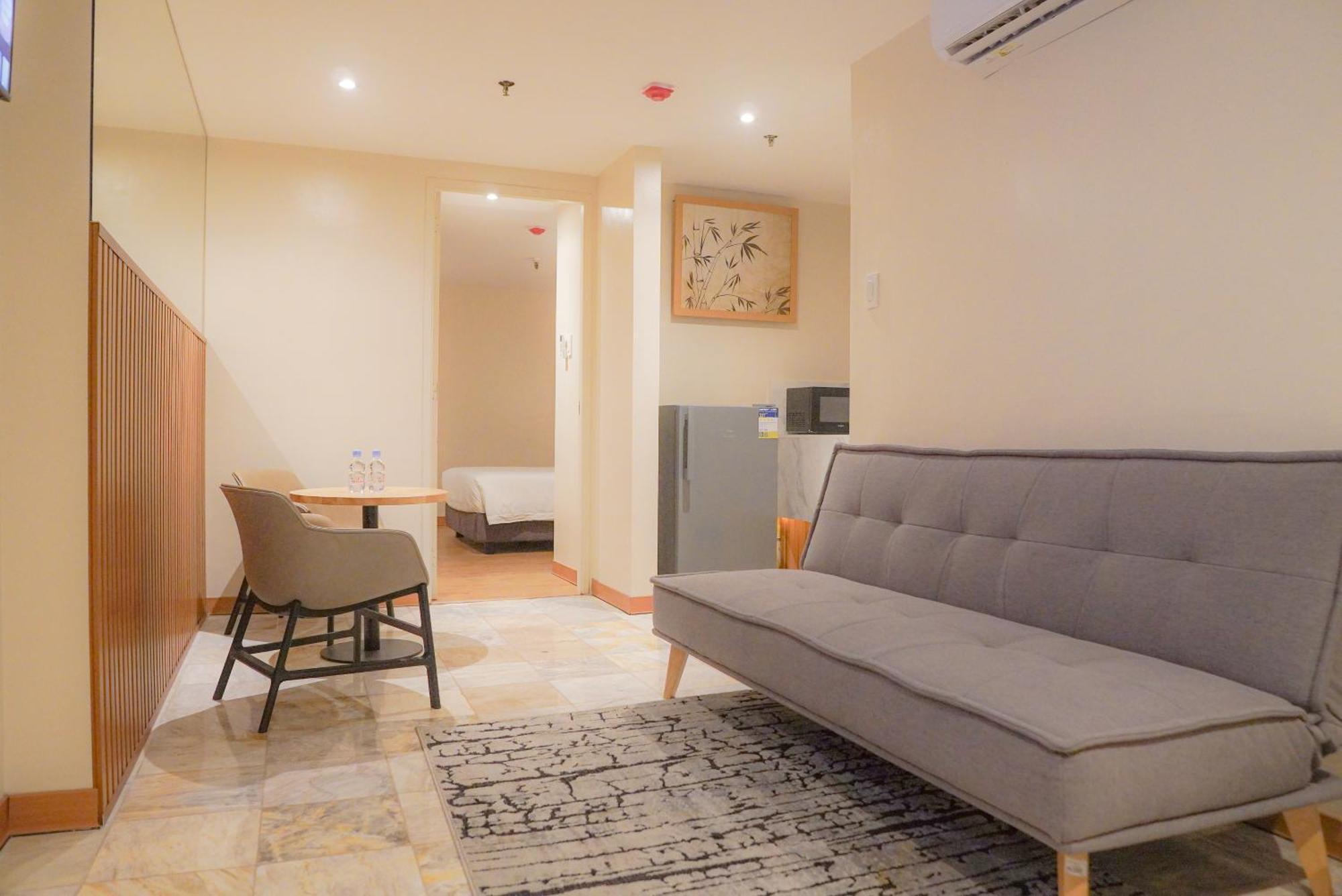Bel Air Suites Makati Makati City Exterior foto